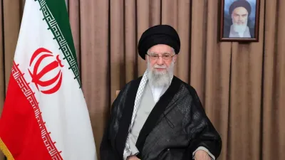 Iran dalam Krisis: Masa Depan Warisan Ayatollah Khomeini