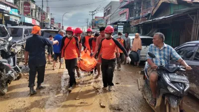 BNPB Laporkan 962 Korban Jiwa, Pemerintah Susun Agenda Pemulihan Sumatera