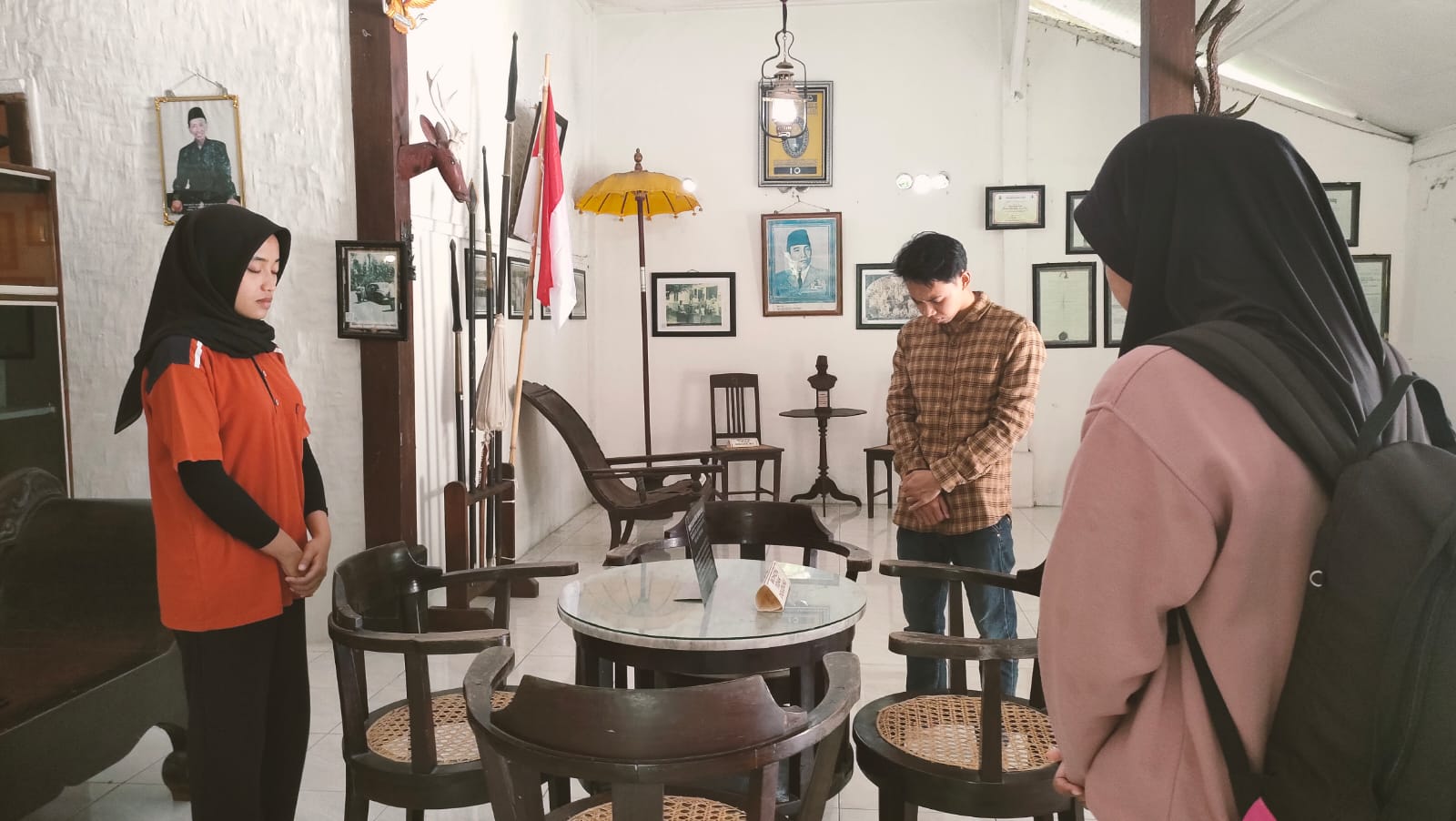 Aktivitas 'Wisata Bisu' di Situs Ndalem Pojok Persada Soekarno, Kediri, Jawa Timur. (Dok. Ndalem Pojok)