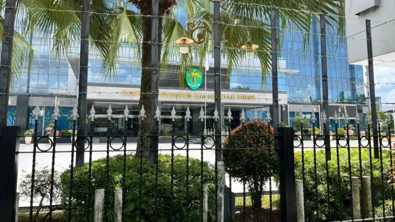 Reformasi Tata Kelola Kaltim: Massa Desak Audit Transparansi Anggaran