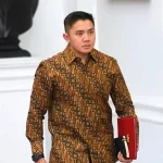 Seskab Letkol Teddy Raih Penghargaan Taskap Terbaik Pertama Seskoad TA 2026